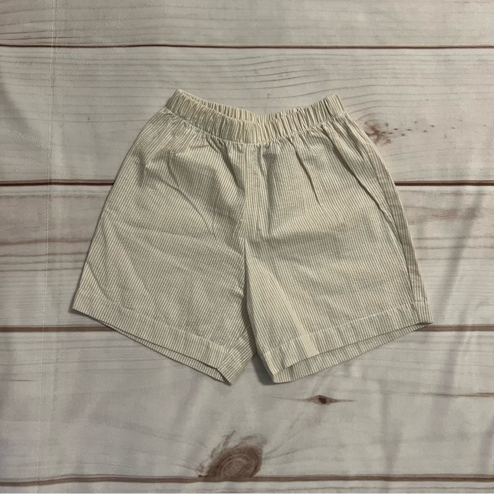 Bella bliss seersucker shorts boys 2T tan